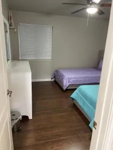 Alamo City Retreat - Castroville