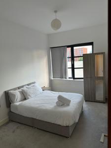 Self check in 2 bedroom apartment