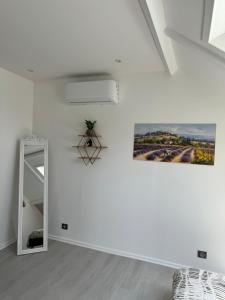 Villas Maison avec Piscine, Jacuzzi et grand Jardin a 1h de Paris : photos des chambres