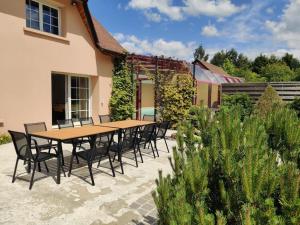 Villas Maison avec Piscine, Jacuzzi et grand Jardin a 1h de Paris : photos des chambres