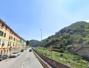 Voltri Genova - Arenzano meno di 2 k m dal mare