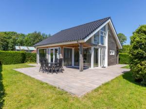 Holiday Home near Beach Burgh-Haamstede