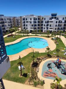 Super appartement vue sur piscine et la plage