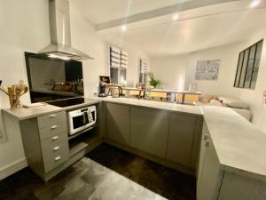 Lady Versailles - F2 proche Château et gare