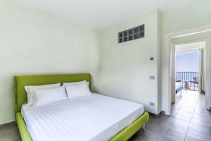 Le Arcate Sea La Vie by Feeling Italy