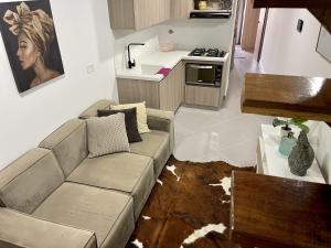 apartamento duplex con balcon y vista a la represa