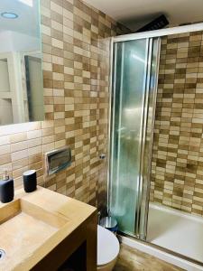 Sado Guest House