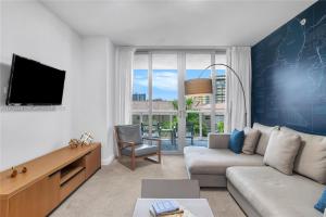 Spectacular 1BR Resort Pool Gym Near Beach