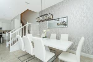 178CD Fantastic Single Family close to Disney parks