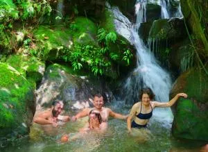 Maracuya Hostel - Бискочо