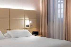 贝斯特韦斯特卡瓦利瑞德拉科洛纳酒店 - 维佐拉提契诺