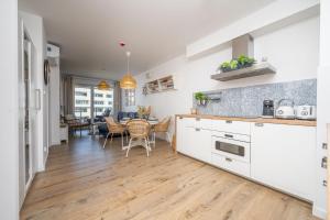 Boho - Apartament nad morzem w Kołobrzegu Kasprowicza 20c Parking, Basen, Siłownia, Bawialnia w CENIE