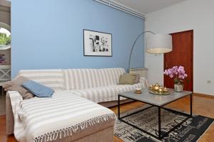 Apartments with parking space Matulji, Opatija - 21553