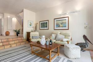 Tristania Little cove