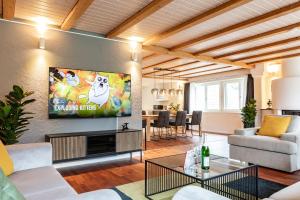 Spirit Apartments - The Penthouse - Lake View - Parking