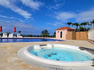 Hot Cross Point Santa Monica