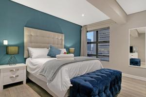 2 BD Penthouse in the heart of the Mother City