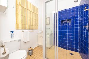 Amazing 2 Bedroom Apartment with mountain views on Kloof street