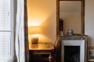 Stylishly Decorated 2BD Apartment Montmatre!