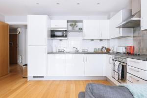 Contemporary 1BD Flat - Bristol City Centre!