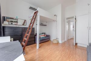 Central Spacious Studio Near Kensington Gardens