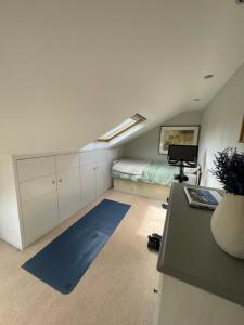 Secluded & Serene 3BD Family Home - Wandsworth!