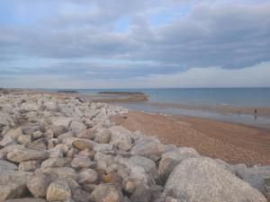 Remarkable Seaside Apartment - Sleeps 4