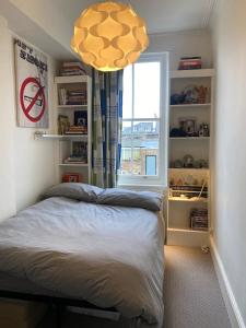 Charming 2BD Hideaway - Caledonian Road Camden!