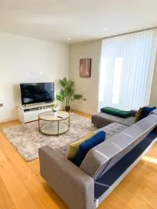 Radiant 1BD Retreat North Maida Vale! - London