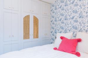 Beautiful 1BD Apartment Issy-les-Moulineaux!