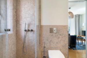 Modern 1 Bedroom Lisbon Apartment with Balcony