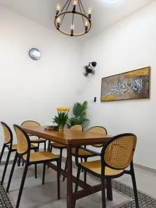 Sakeenah Homestay near UUM, UNIMAP and Matrik Kedah - 樟仑