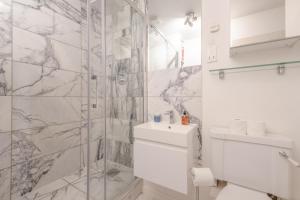 Bright 1 Bedroom Flat in Kensington Olympia