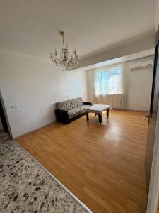 Anukas apartment