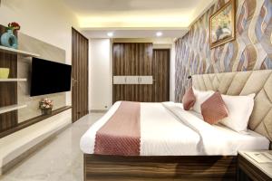 Limewood stay Service Apartments Golf Course Road