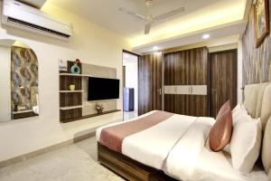 Limewood stay Service Apartments Golf Course Road