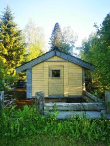 Cosy tent in garden of Swedish landhouse