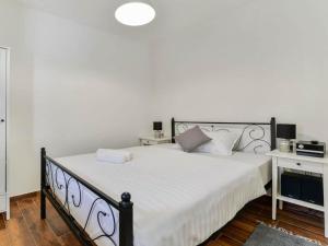 Amazing holiday home with swimming pool 