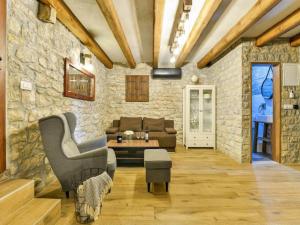 Amazing holiday home with swimming pool 