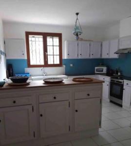 Maisons de vacances Villa pieds dans l-eau sur la plage : photos des chambres