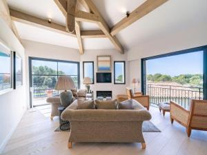 Beautiful holiday home with pool 