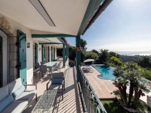 Spacious holiday home with terrace 