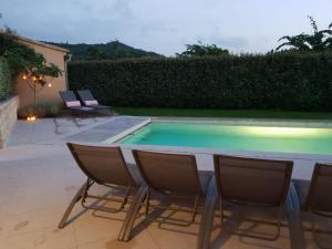 Villas Villa Ventoux - Luxe in Provence met zwembad 8p : photos des chambres
