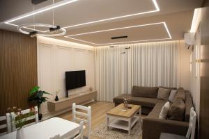 Central Continental Apartment