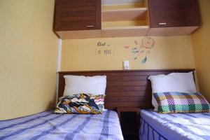 Maisons de vacances LE CARRELET Mobil home climatise INSOLITE & COSY 4 a 6 Personnes : photos des chambres