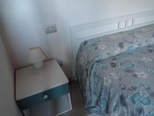 Vite diPinte 1 bilocale in langa