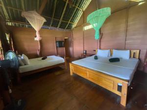 LakeSide Cabana Tissamaharama
