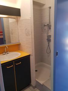 STUDIO dans Residence avec Piscine, 100m de la mer