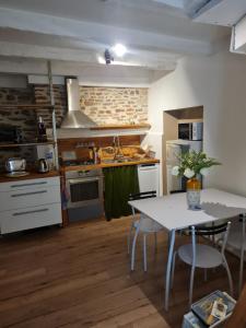 Appartements Maison de ville cadurcienne plein centre : photos des chambres