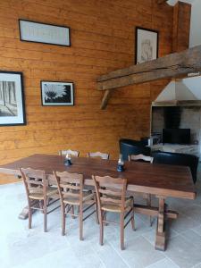 Maisons de vacances LE GRAND CASTILLON - Gite peche avec 2 etangs prives, foret et Jacuzzi en option : photos des chambres